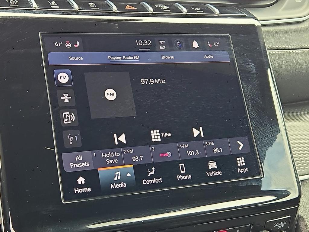 used 2024 Jeep Grand Cherokee L car, priced at $30,999