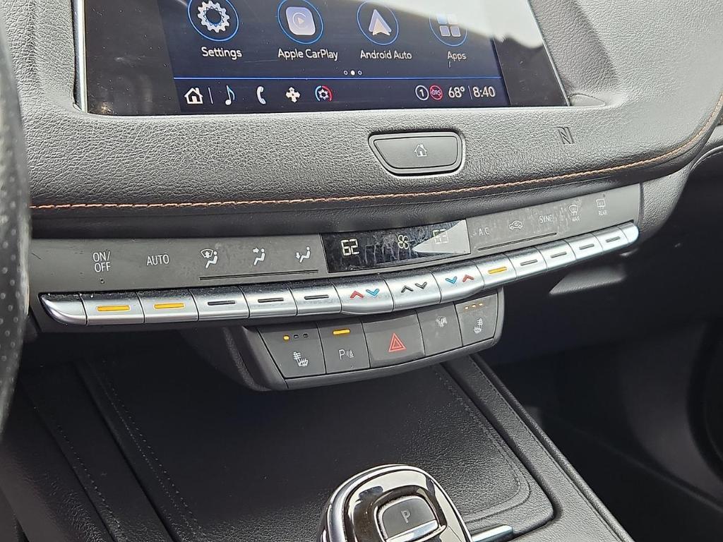 used 2021 Cadillac XT4 car, priced at $25,999