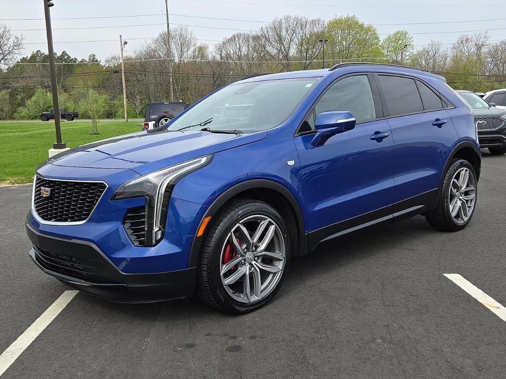 used 2021 Cadillac XT4 car, priced at $25,999