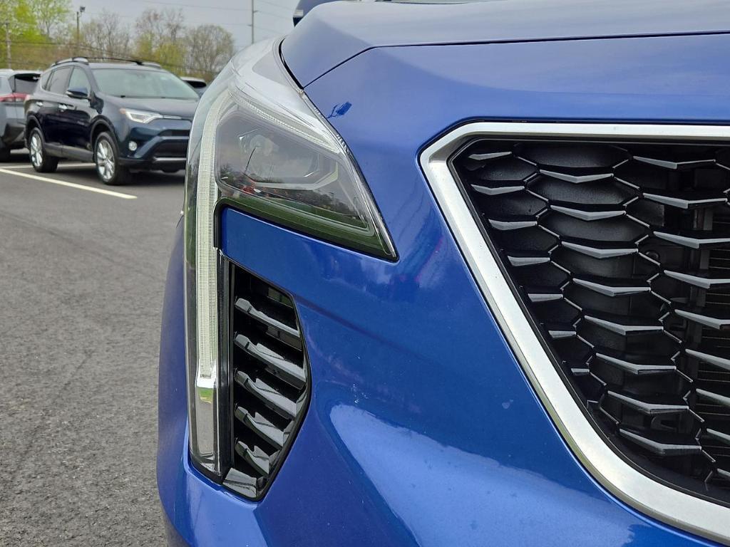 used 2021 Cadillac XT4 car, priced at $25,999