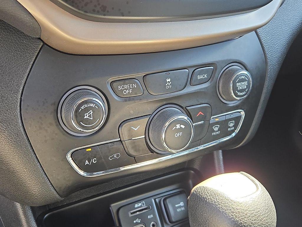 used 2017 Jeep Cherokee car, priced at $15,999