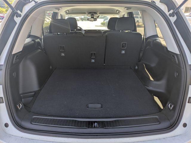used 2023 Jeep Grand Cherokee car, priced at $27,888