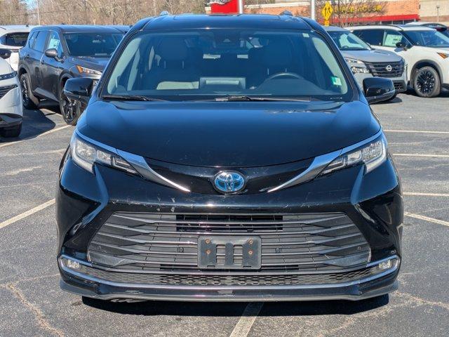 used 2022 Toyota Sienna car, priced at $38,994