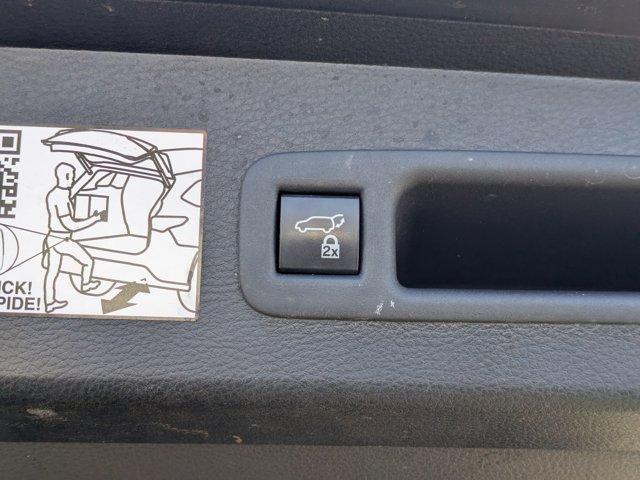 used 2022 Toyota Sienna car, priced at $38,994