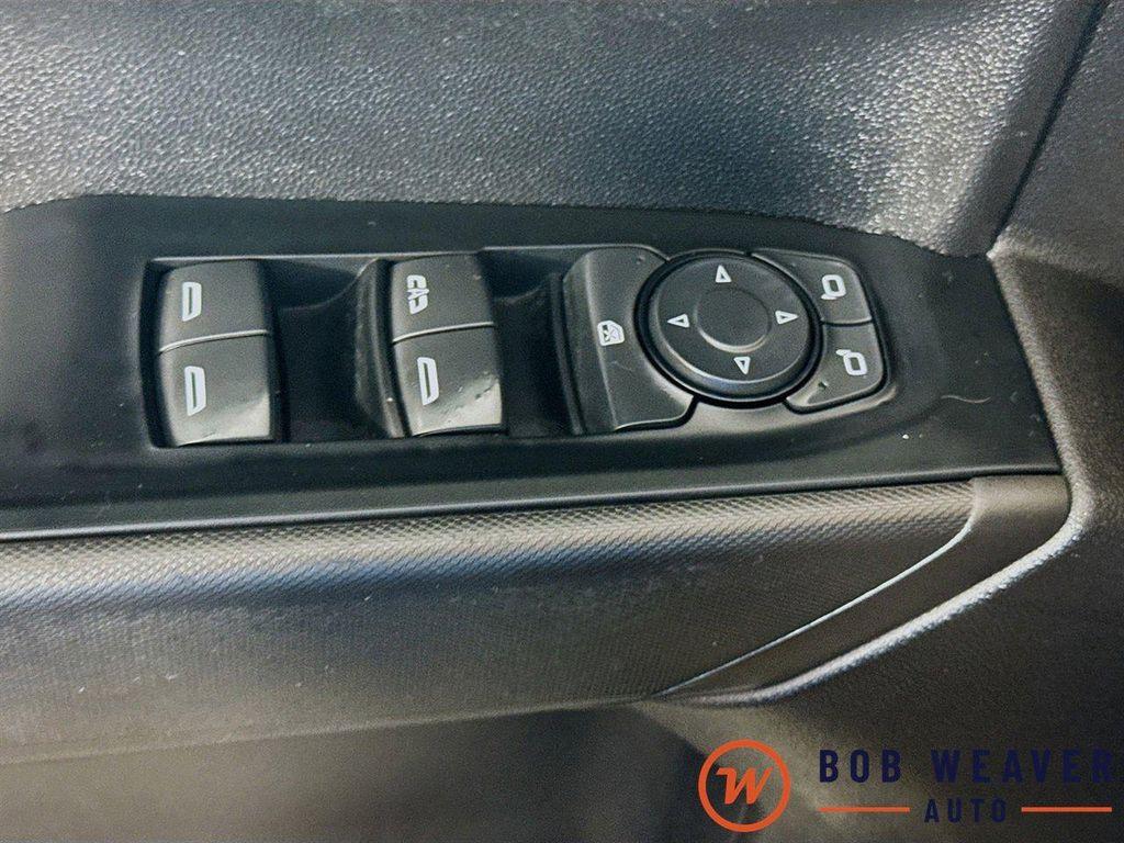 used 2022 Chevrolet Silverado 1500 car, priced at $32,994