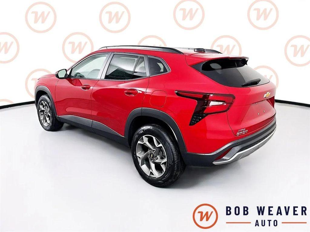 new 2026 Chevrolet Trax car, priced at $25,325