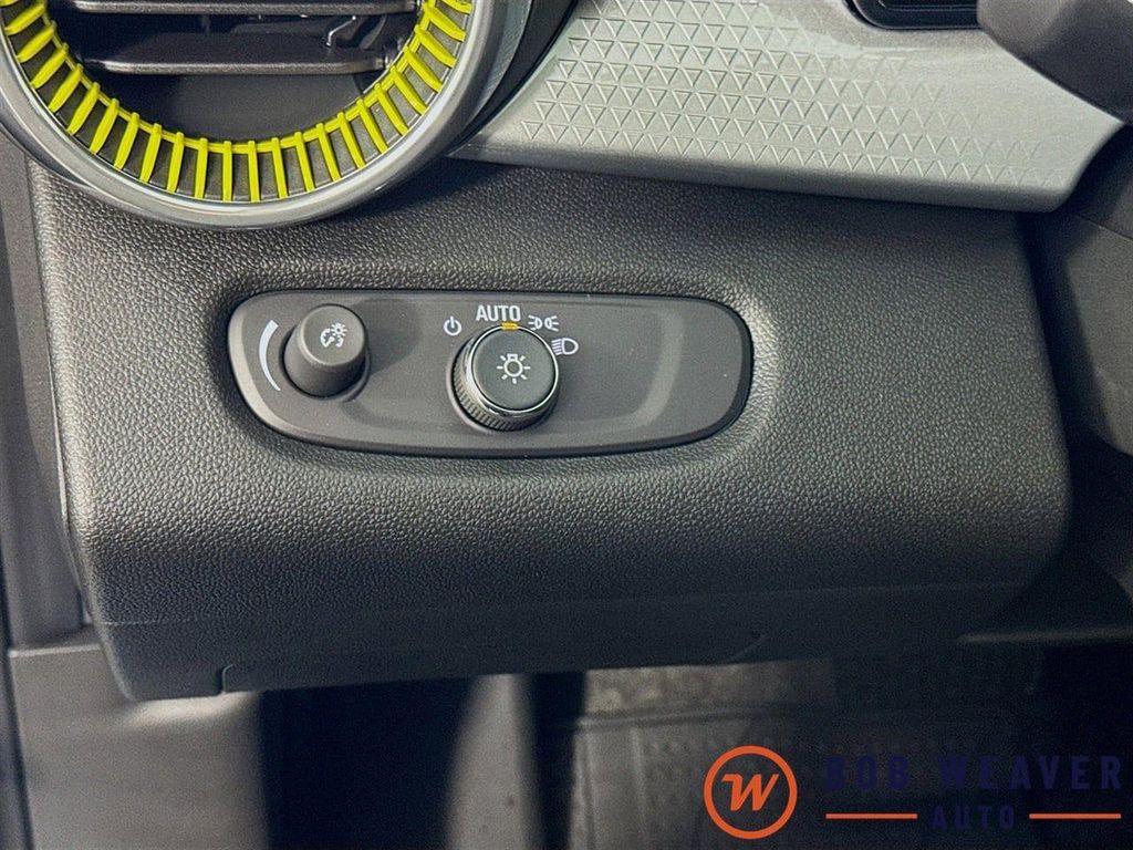 new 2026 Chevrolet Trax car, priced at $25,684