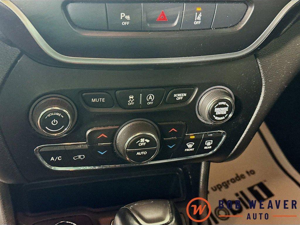 used 2021 Jeep Cherokee car, priced at $15,395