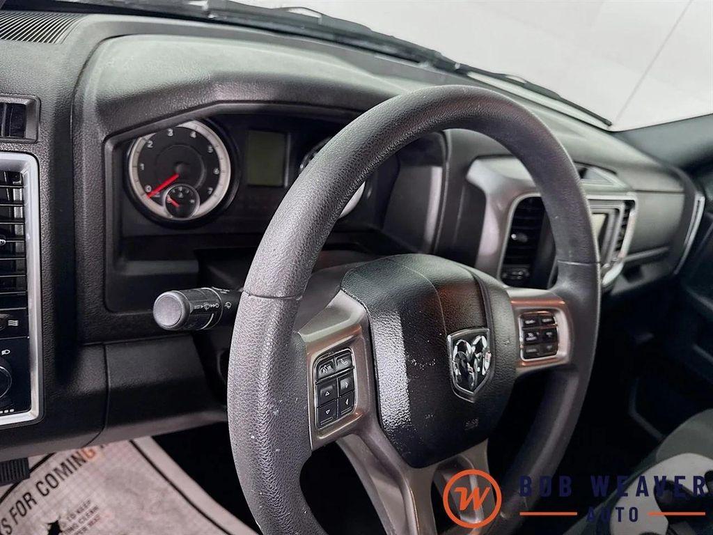 used 2022 Ram 1500 Classic car, priced at $27,333