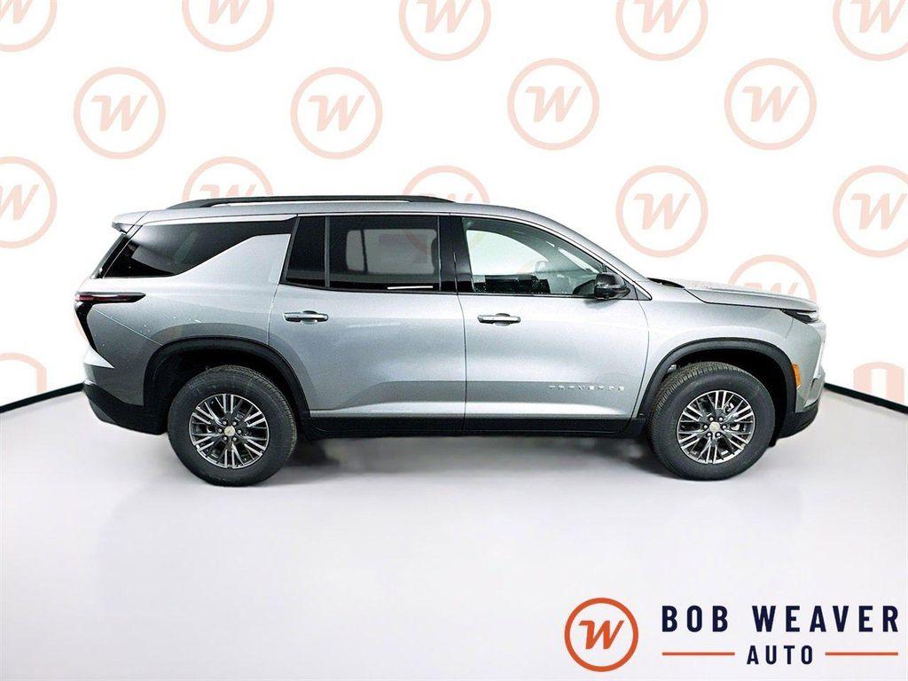 new 2026 Chevrolet Traverse car, priced at $45,254