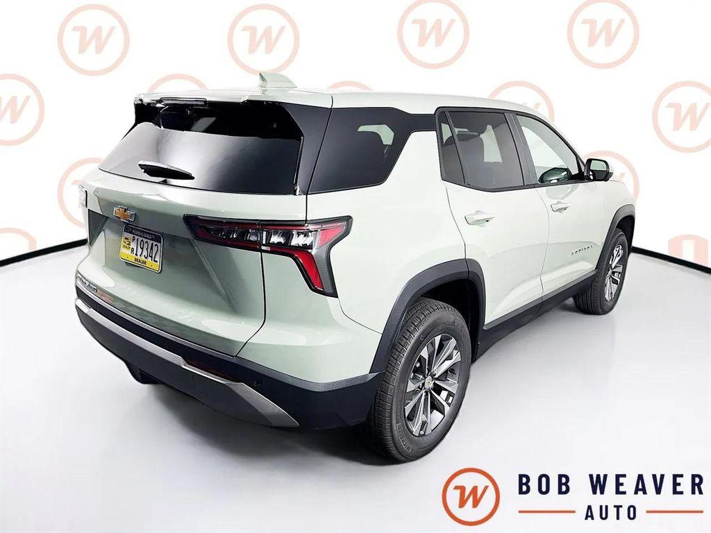 new 2026 Chevrolet Equinox car, priced at $33,273