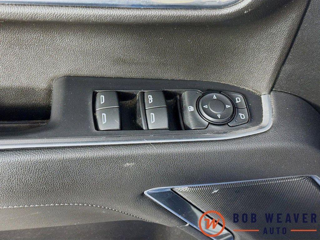 used 2022 Chevrolet Silverado 1500 car, priced at $31,994