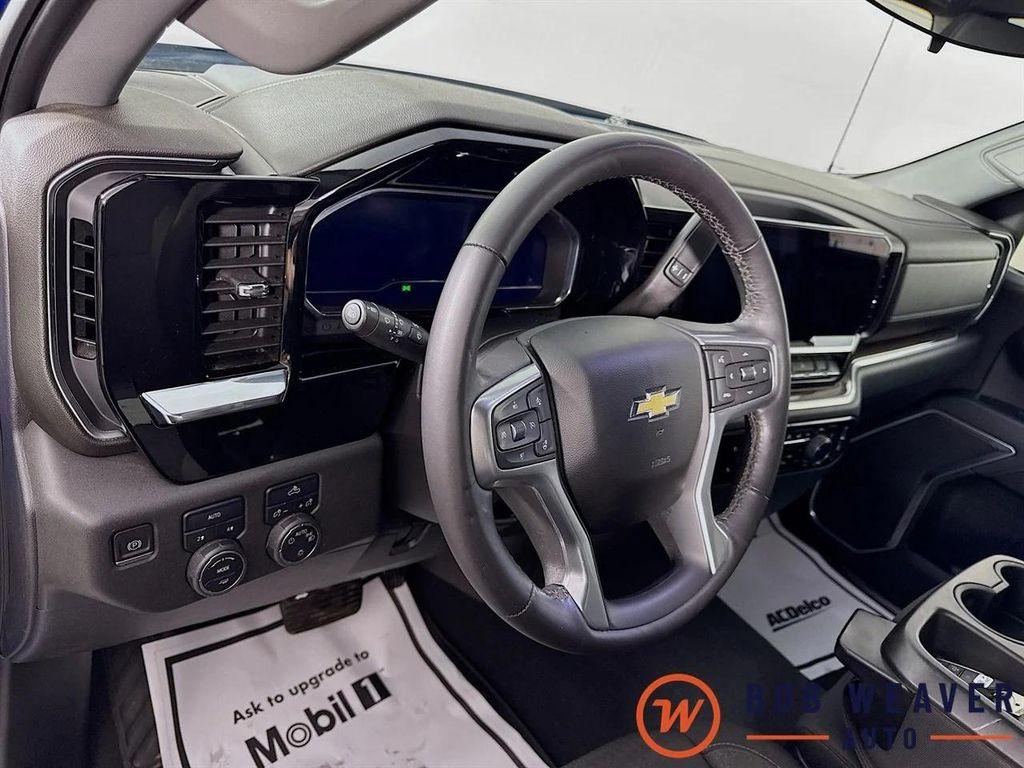 used 2022 Chevrolet Silverado 1500 car, priced at $31,994