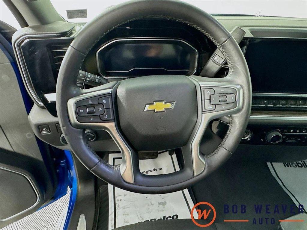 used 2022 Chevrolet Silverado 1500 car, priced at $31,994