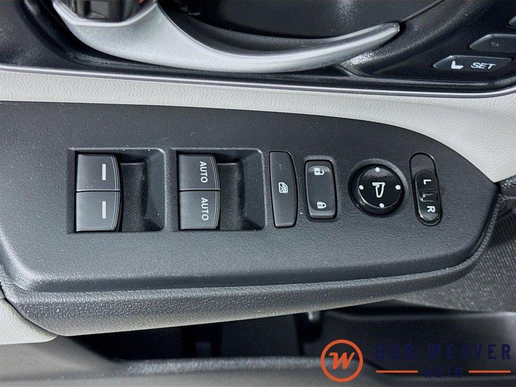 used 2020 Honda CR-V car, priced at $24,295