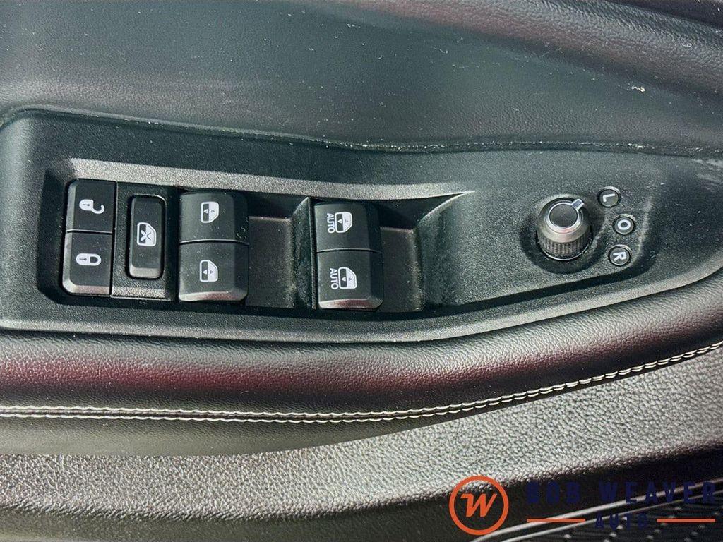 used 2023 Jeep Grand Cherokee car, priced at $28,998