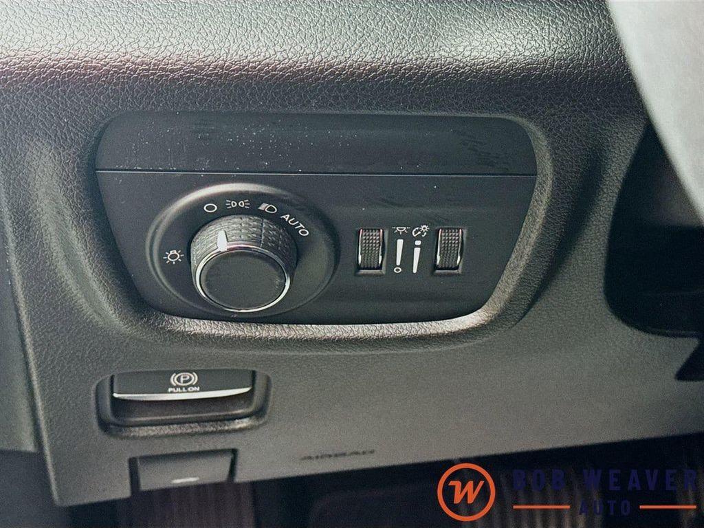 used 2023 Jeep Grand Cherokee car, priced at $28,998