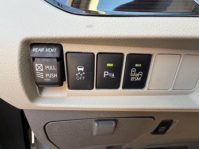 used 2015 Toyota Sienna car, priced at $18,995