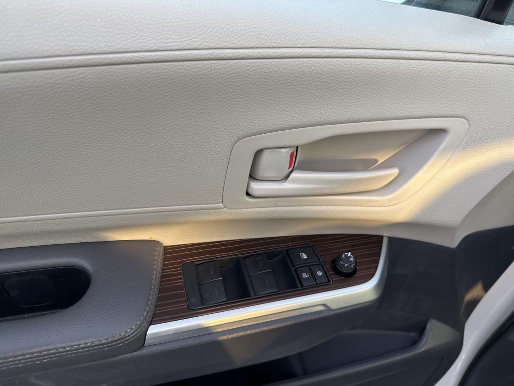 used 2024 Toyota Sienna car, priced at $32,000