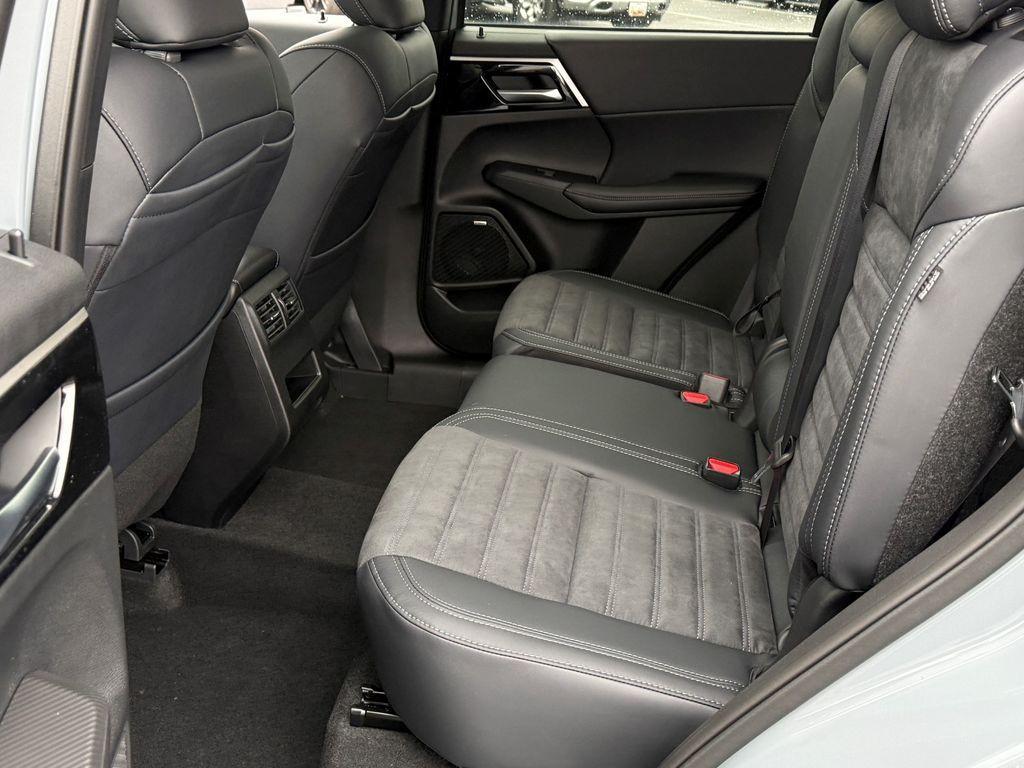 new 2026 Mitsubishi Outlander car, priced at $45,435