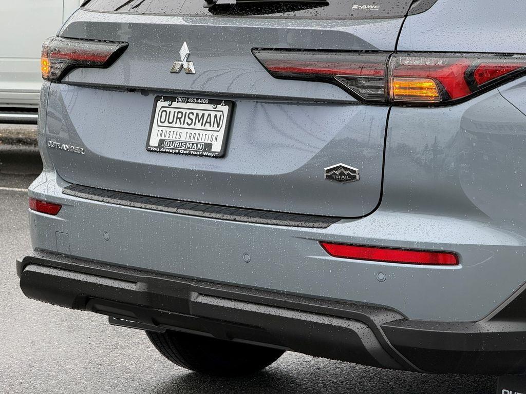 new 2026 Mitsubishi Outlander car, priced at $45,435