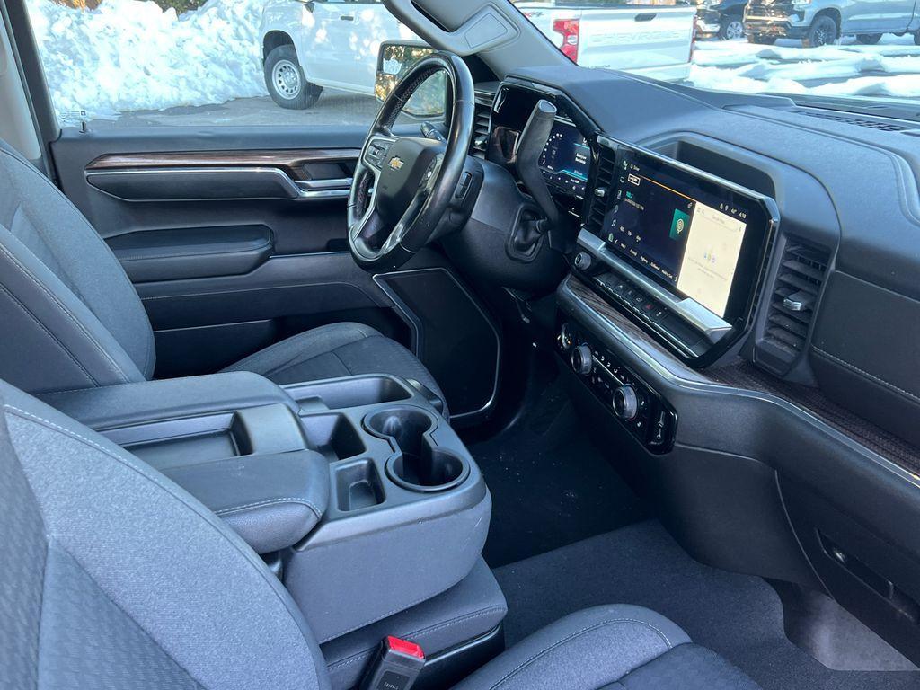 used 2023 Chevrolet Silverado 1500 car, priced at $31,900