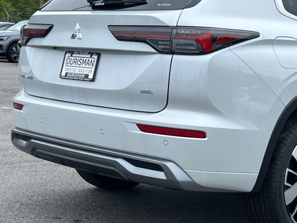new 2025 Mitsubishi Outlander car, priced at $43,750