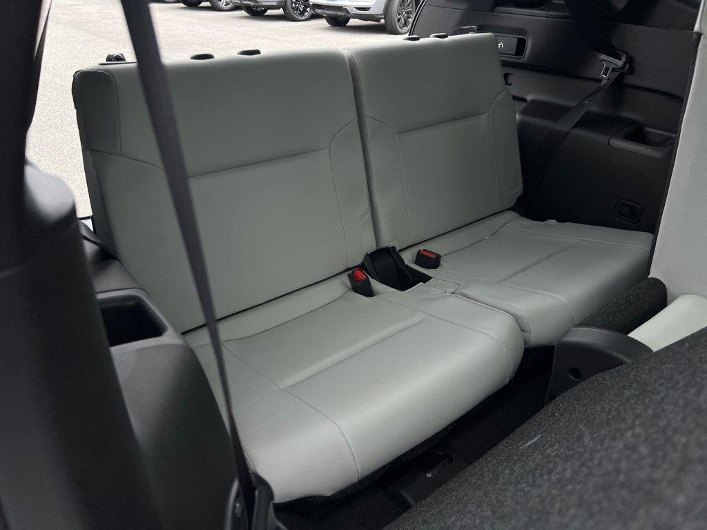 new 2025 Mitsubishi Outlander car, priced at $43,750