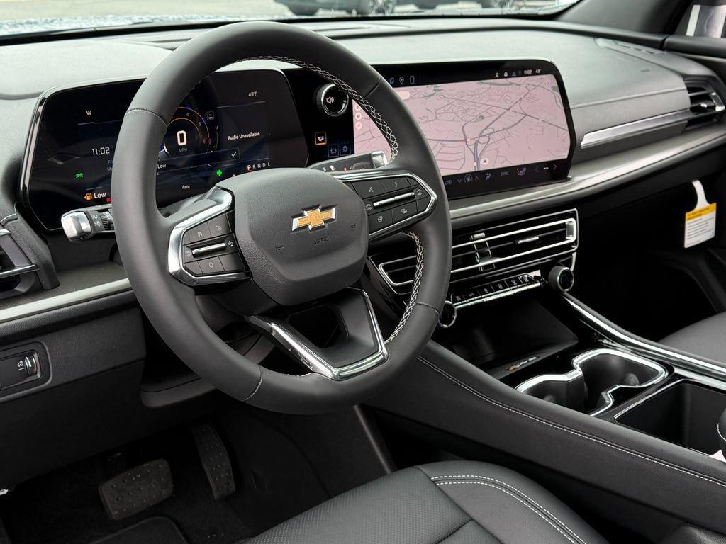 new 2026 Chevrolet Traverse car, priced at $44,043