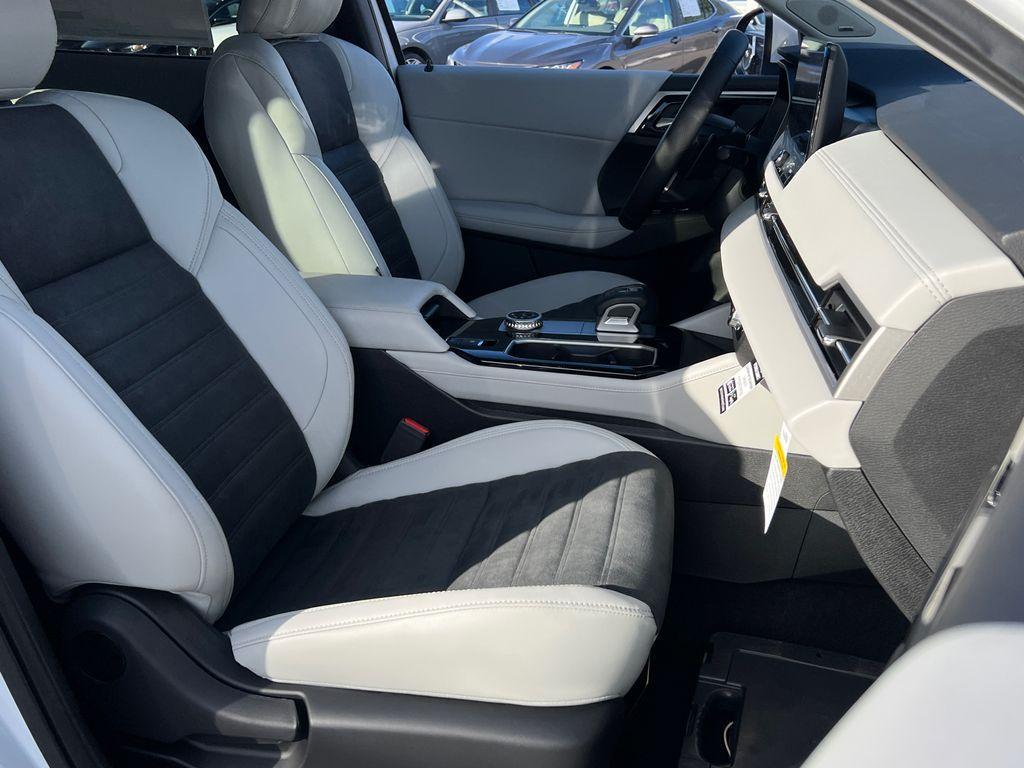 new 2026 Mitsubishi Outlander car, priced at $39,240