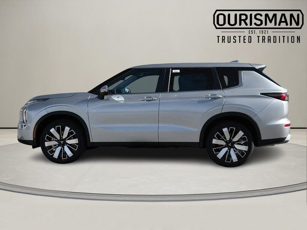 new 2025 Mitsubishi Outlander car, priced at $38,285
