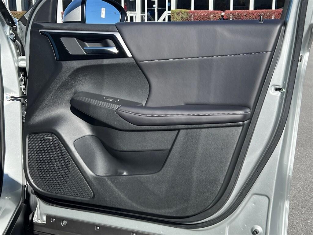 new 2025 Mitsubishi Outlander car, priced at $38,285