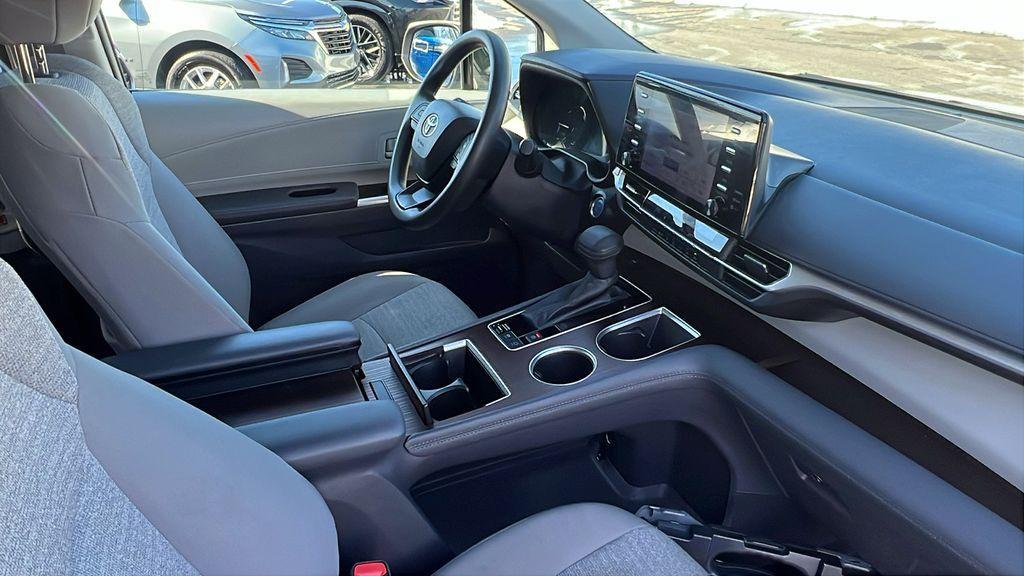 used 2024 Toyota Sienna car, priced at $32,000
