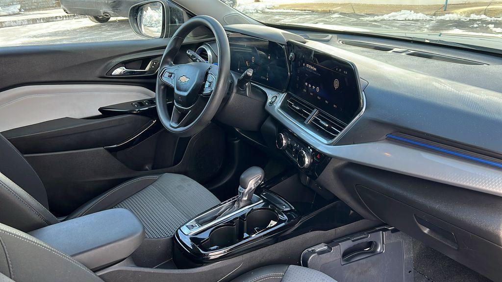 used 2024 Chevrolet Trax car, priced at $17,200