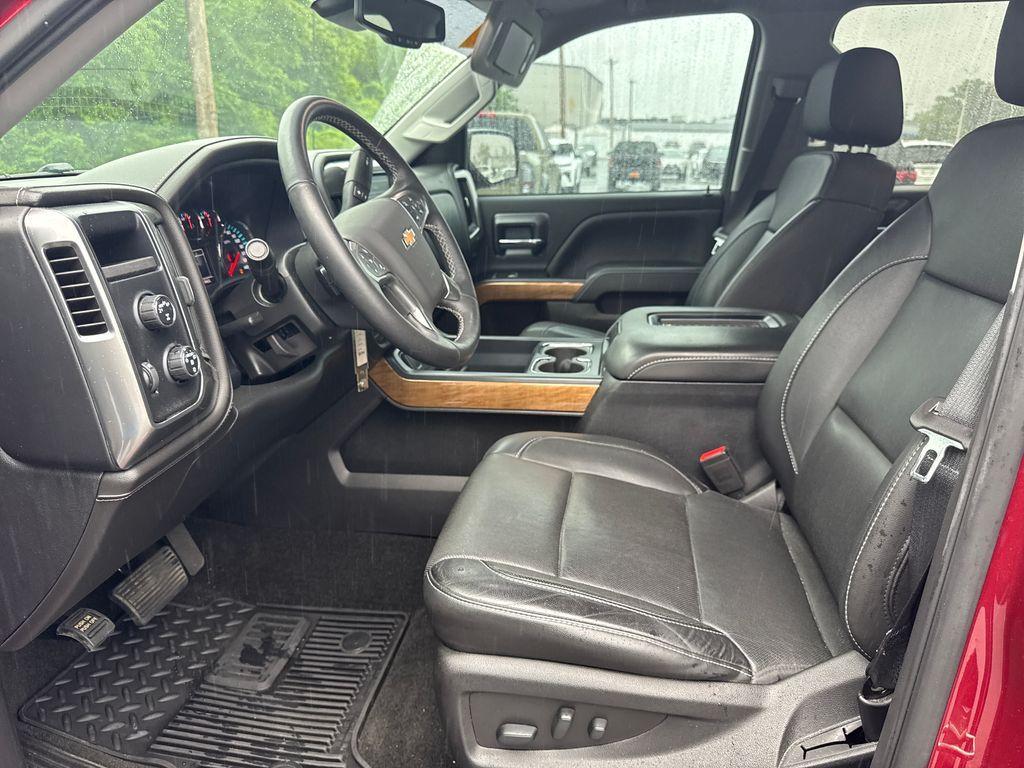 used 2018 Chevrolet Silverado 1500 car, priced at $30,800