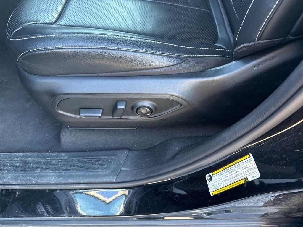 used 2024 Jeep Grand Cherokee L car, priced at $29,000