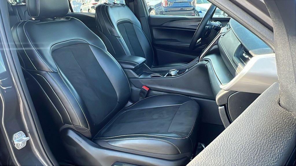 used 2024 Jeep Grand Cherokee L car, priced at $26,000