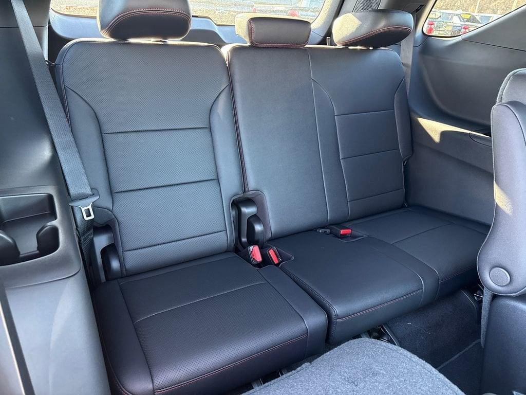 new 2026 Chevrolet Traverse car, priced at $51,095