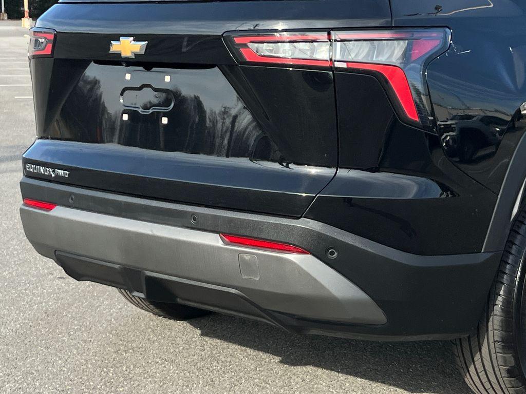 used 2025 Chevrolet Equinox car, priced at $24,700