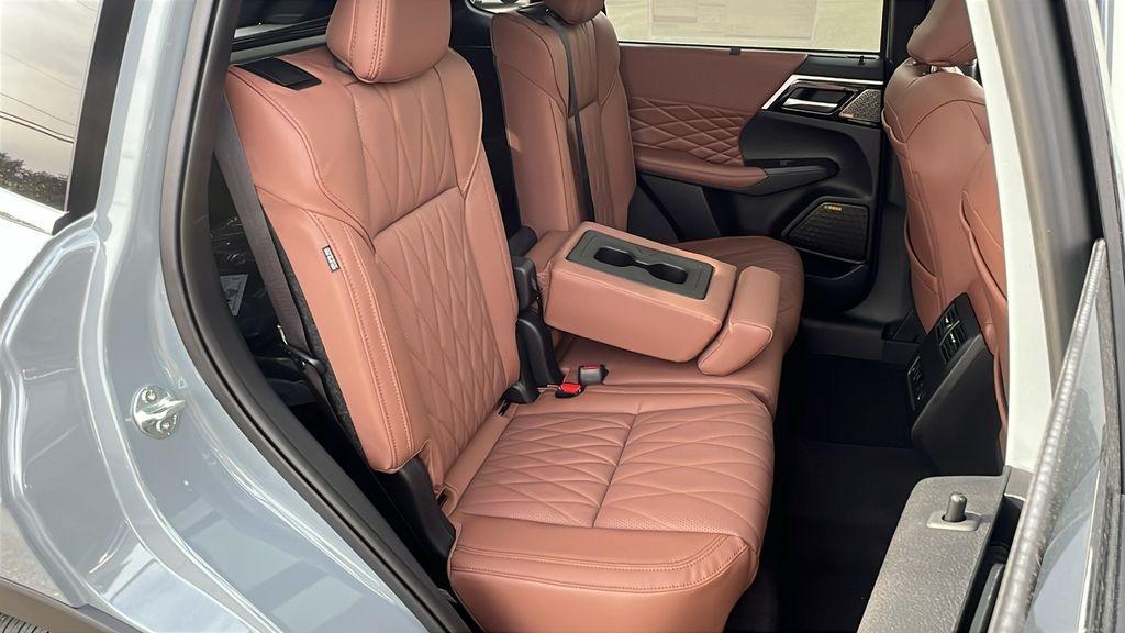 new 2026 Mitsubishi Outlander car, priced at $47,020