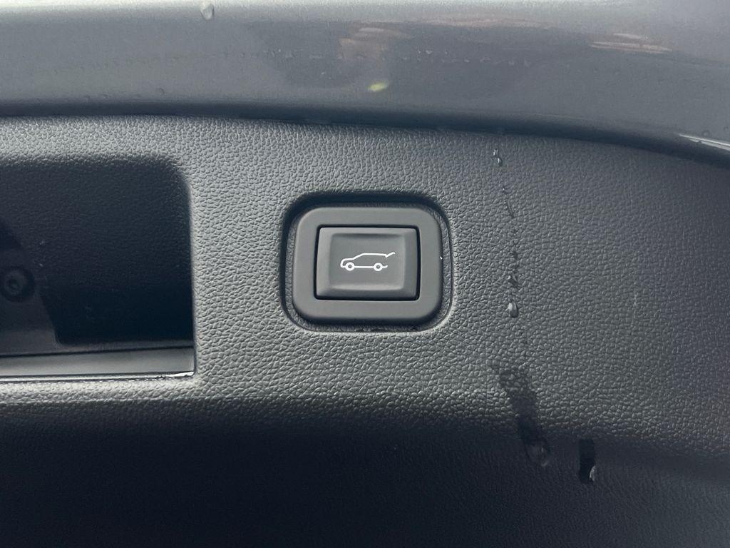 used 2025 Chevrolet Blazer EV car, priced at $40,400