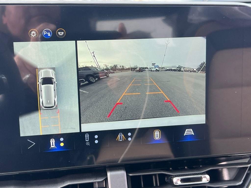 new 2026 Chevrolet Equinox car, priced at $37,280