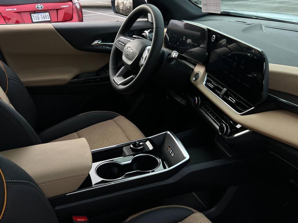 new 2026 Chevrolet Equinox car, priced at $37,280