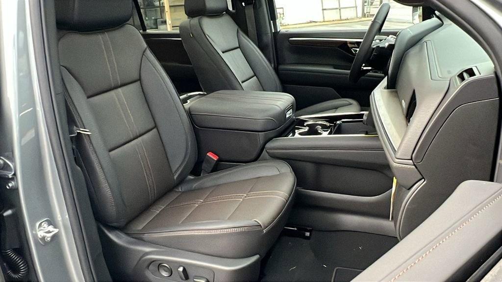 new 2026 Chevrolet Suburban car, priced at $88,829