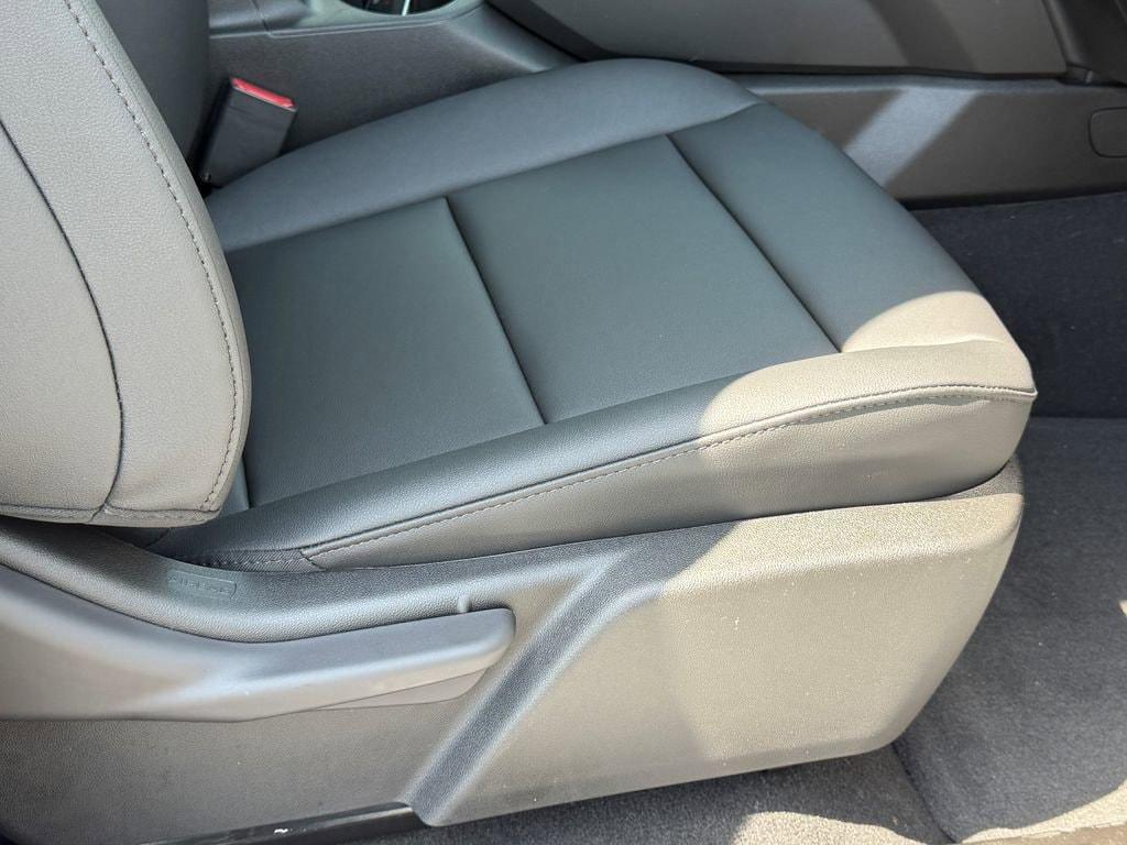 new 2026 Chevrolet Colorado car, priced at $43,138