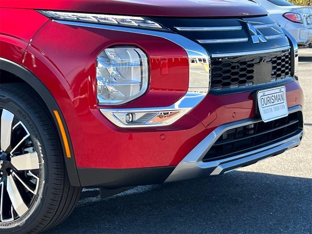new 2025 Mitsubishi Outlander car, priced at $38,880