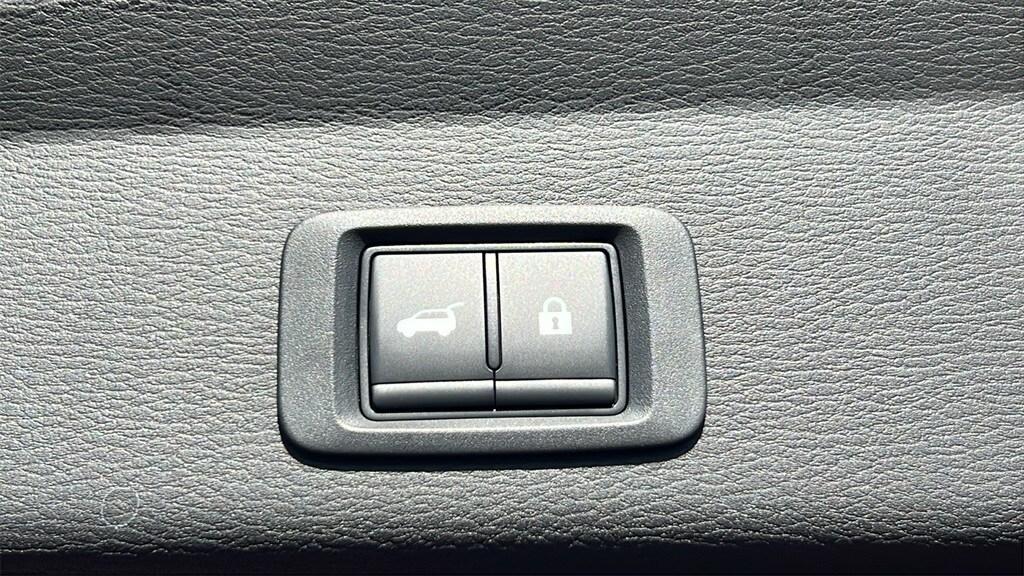 new 2025 Mitsubishi Outlander car, priced at $38,880