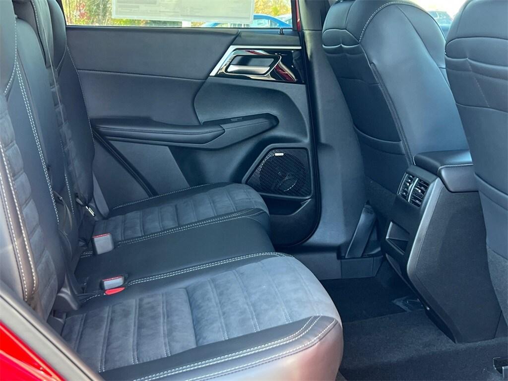 new 2025 Mitsubishi Outlander car, priced at $38,880