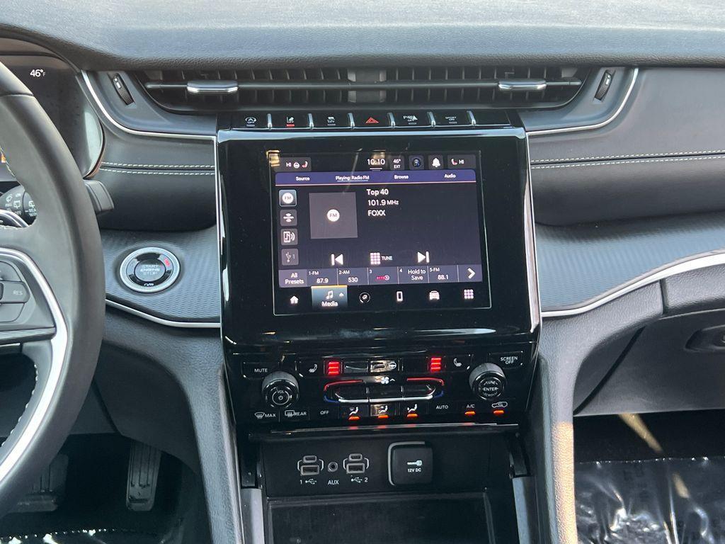 used 2024 Jeep Grand Cherokee L car, priced at $25,500