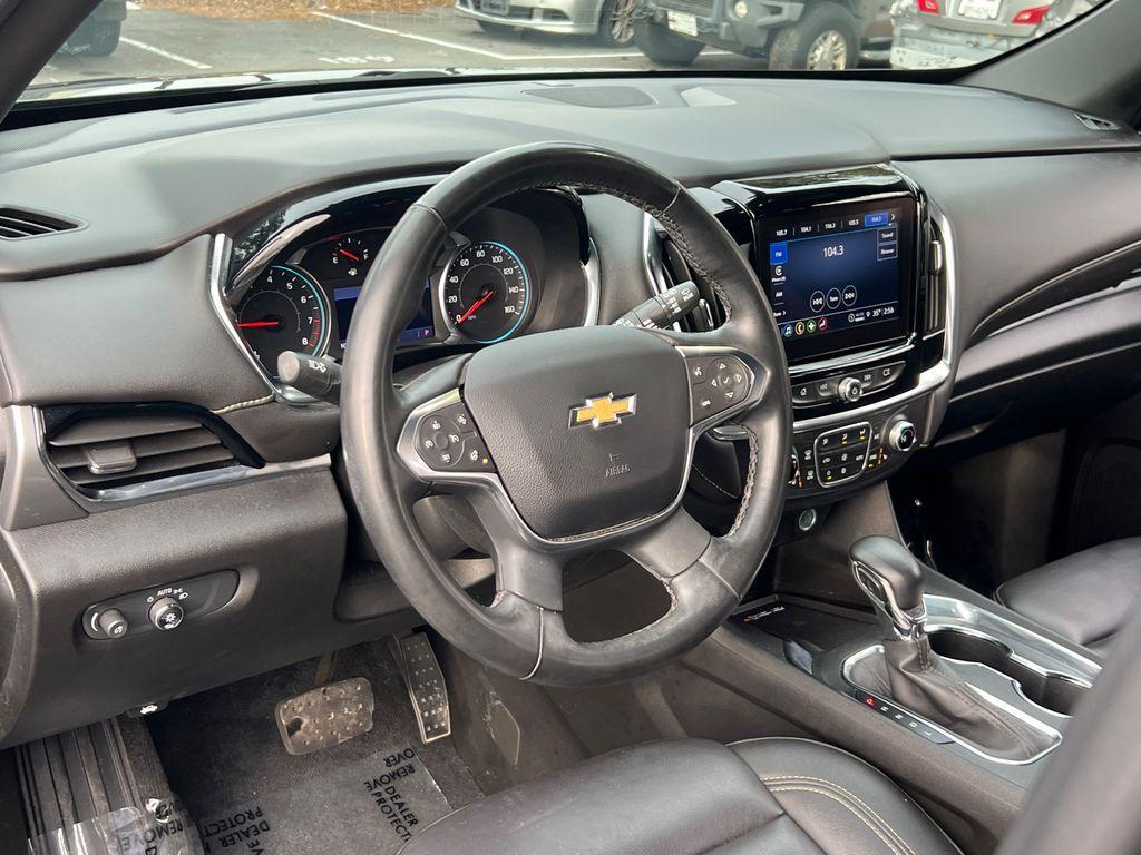 used 2023 Chevrolet Traverse car, priced at $26,000